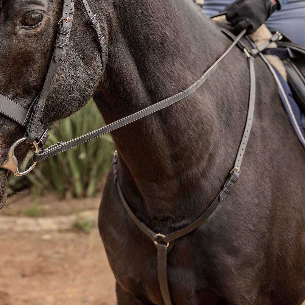 Capriole Adjustable Breastplate